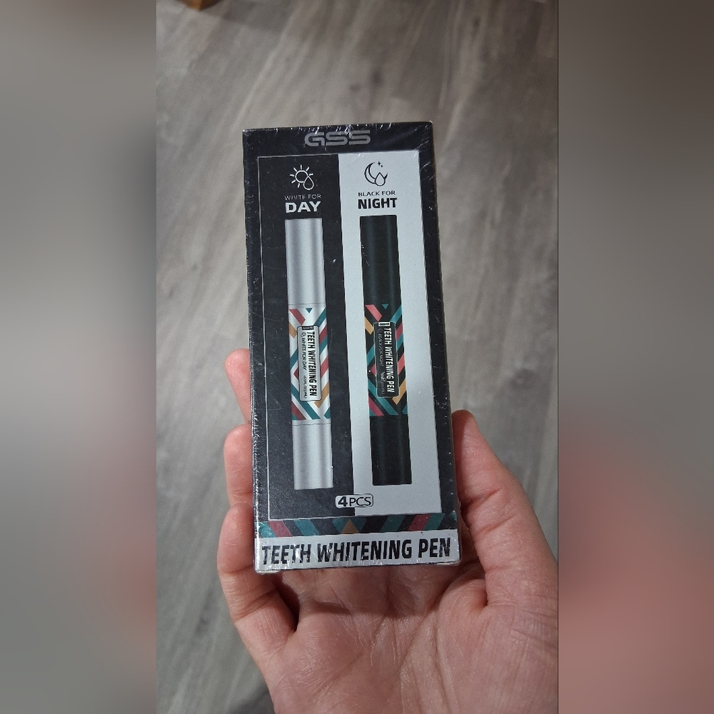 Teeth Whitening Pen Set - Day and Night